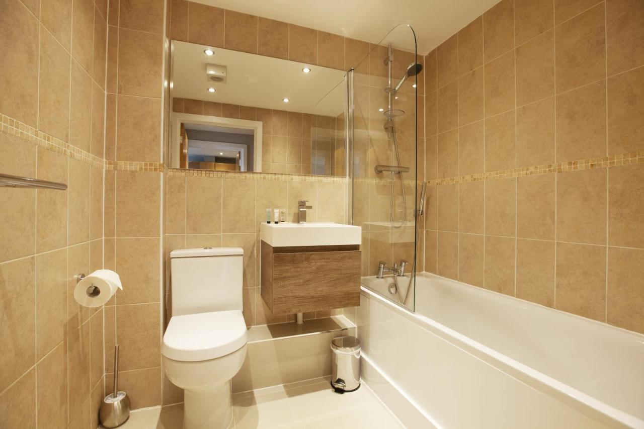 Urban Living'S - The Wesley Beautiful City Centre Apartment With Balcony Oxford Exterior foto